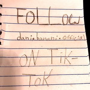 FOLLOW Dani.banani.official ON TIKTOK PLEASE 🙏🏻